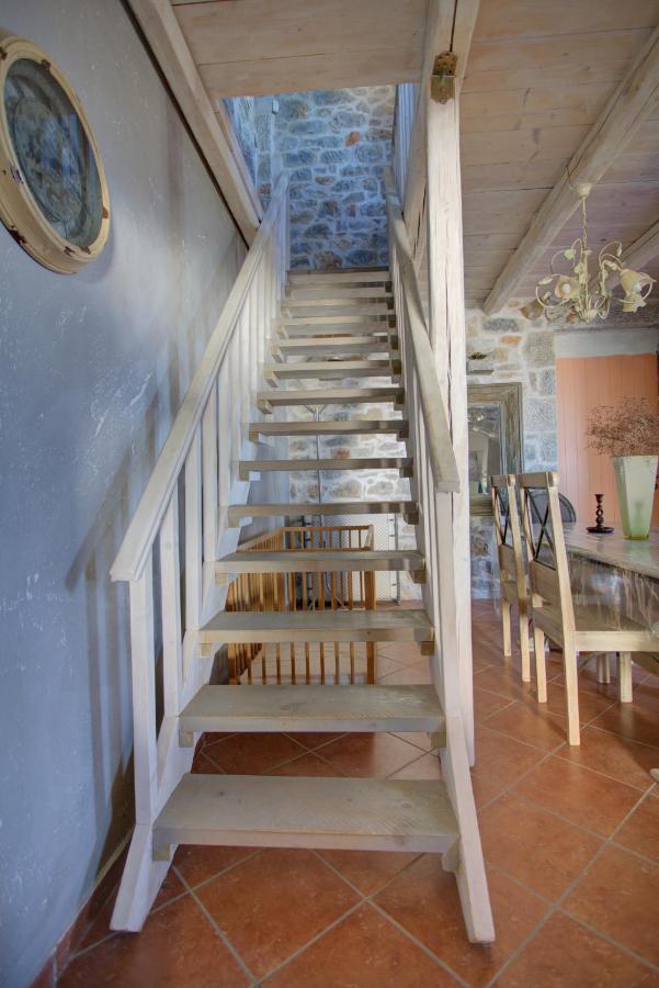Mani Stone Towers Hotel Kotronion  Bagian luar foto