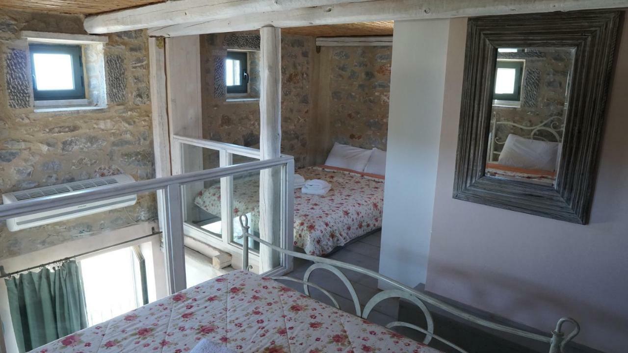Mani Stone Towers Hotel Kotronion  Bagian luar foto